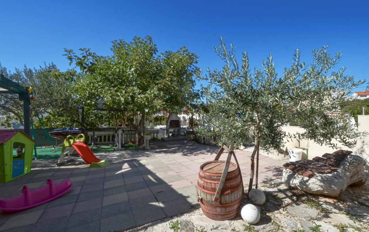 Apartments Santo Trogir - Okrug Gornji Buitenkant foto