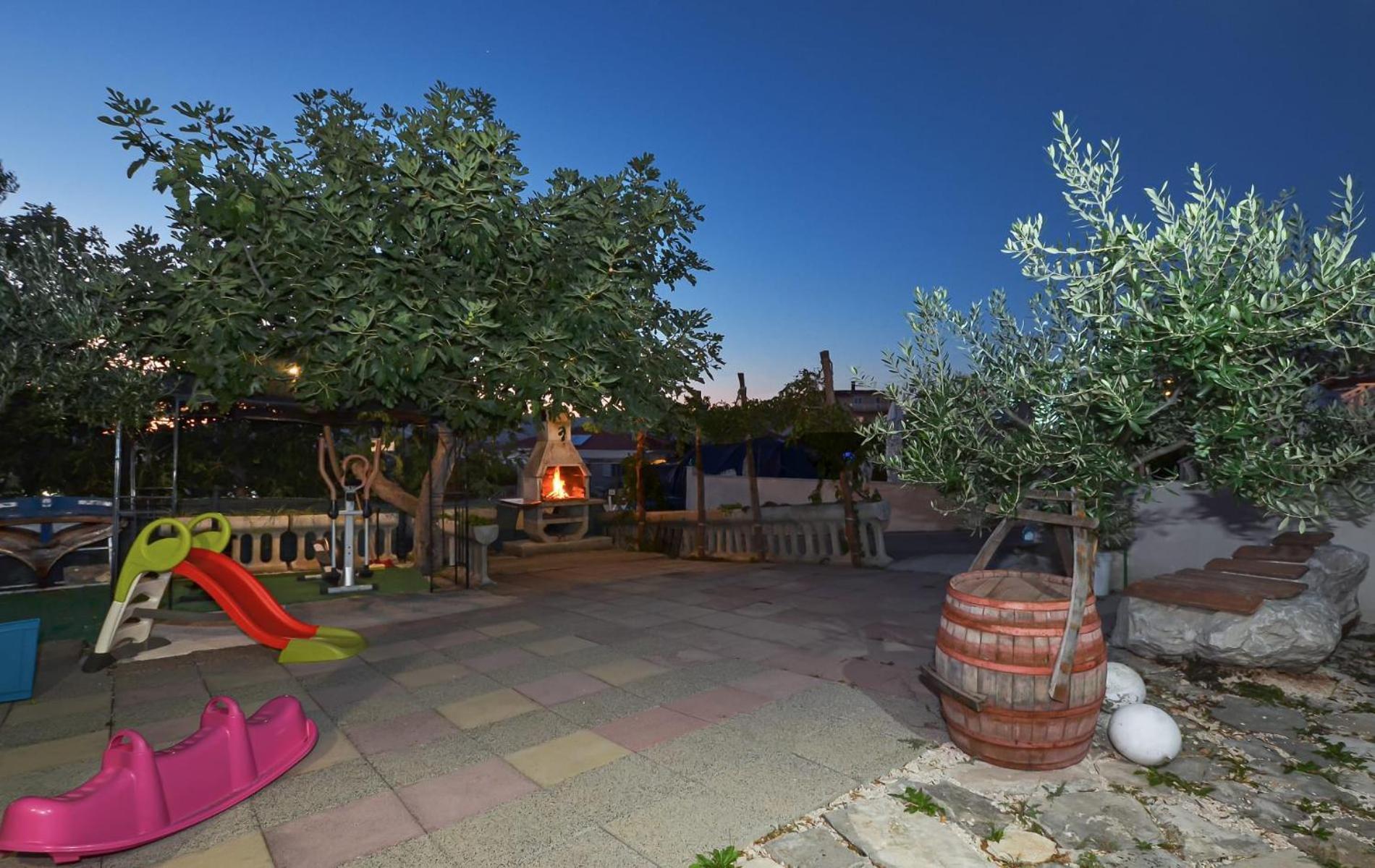 Apartments Santo Trogir - Okrug Gornji Buitenkant foto